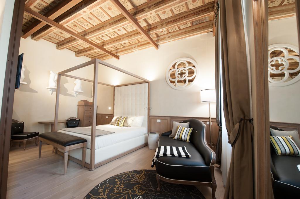 Residenza Bonifacio - Adults Only Hotel Verona Bagian luar foto