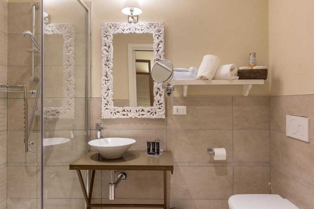 Residenza Bonifacio - Adults Only Hotel Verona Bagian luar foto