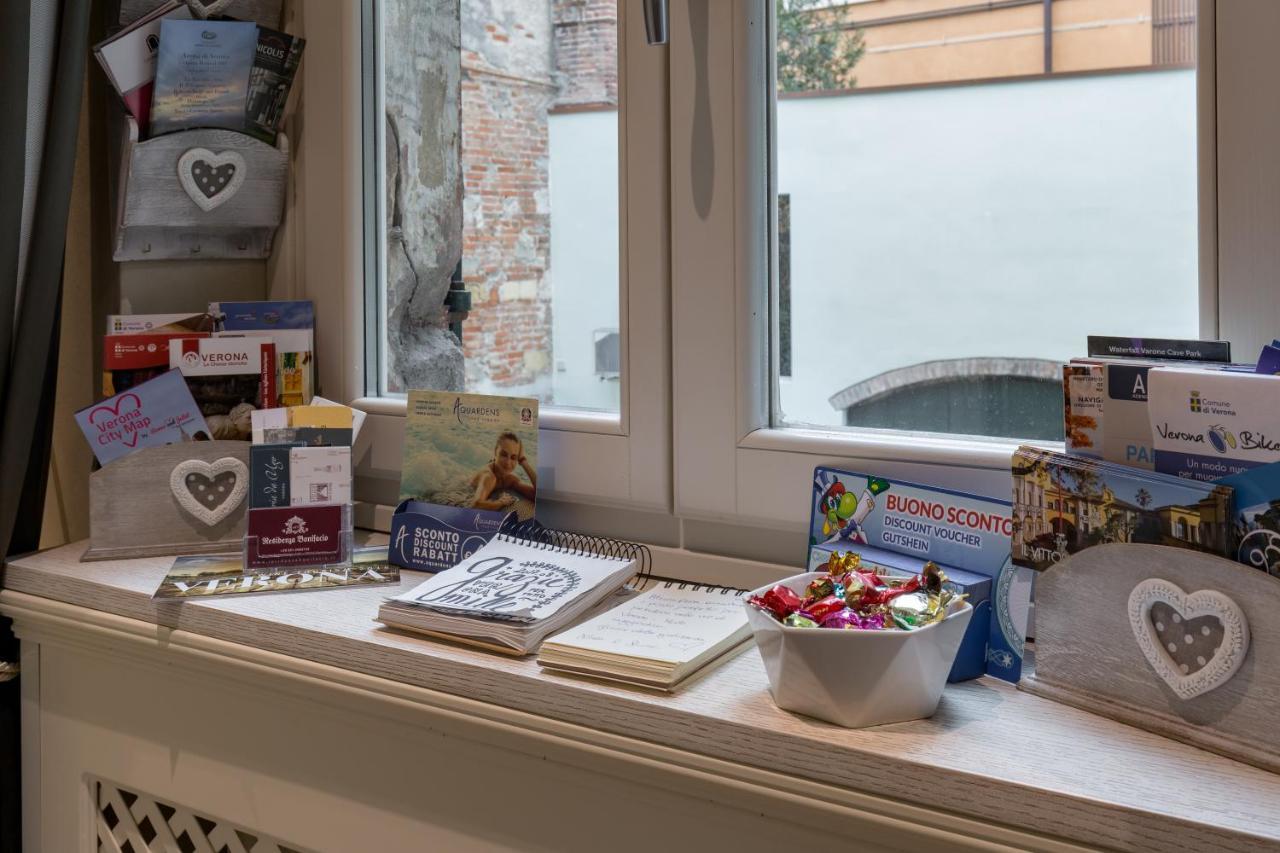 Residenza Bonifacio - Adults Only Hotel Verona Bagian luar foto